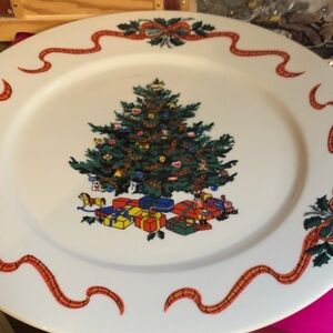 Festive Christmas Tree Dinner Plate - White with Green Tree and Red Ribbon